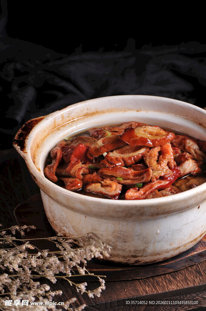 砂锅美味大肠菜肴