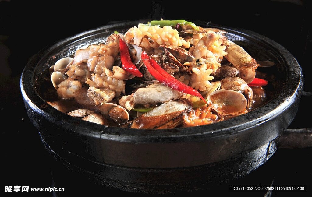 美味砂锅海鲜