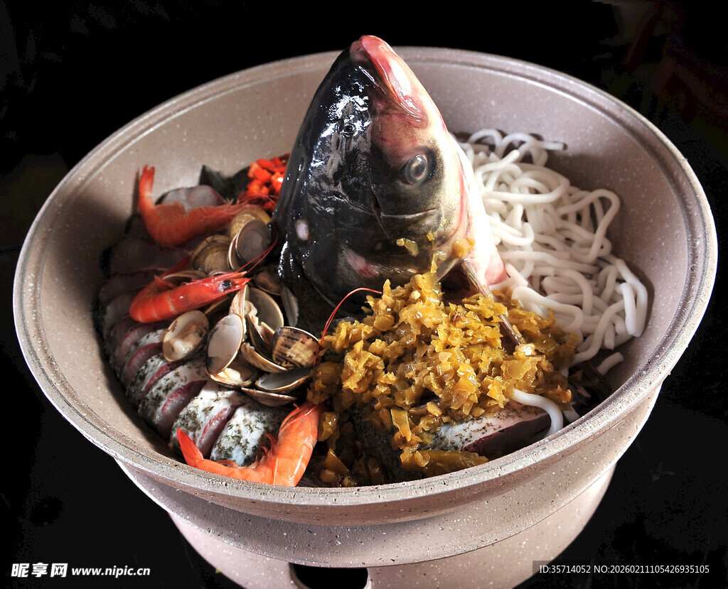 海鲜米粉大盆美食盛宴