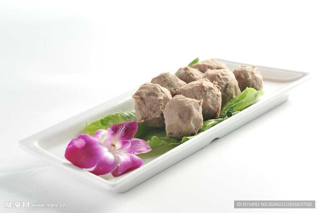 美味牛丸 摆盘精致诱人