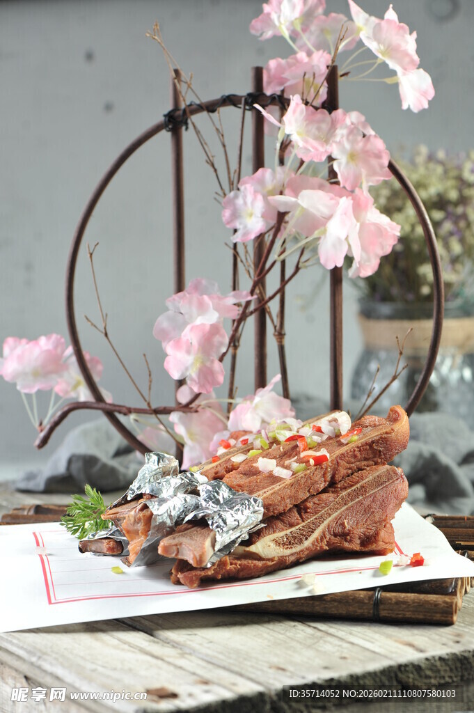 中式铁艺花艺摆件展示