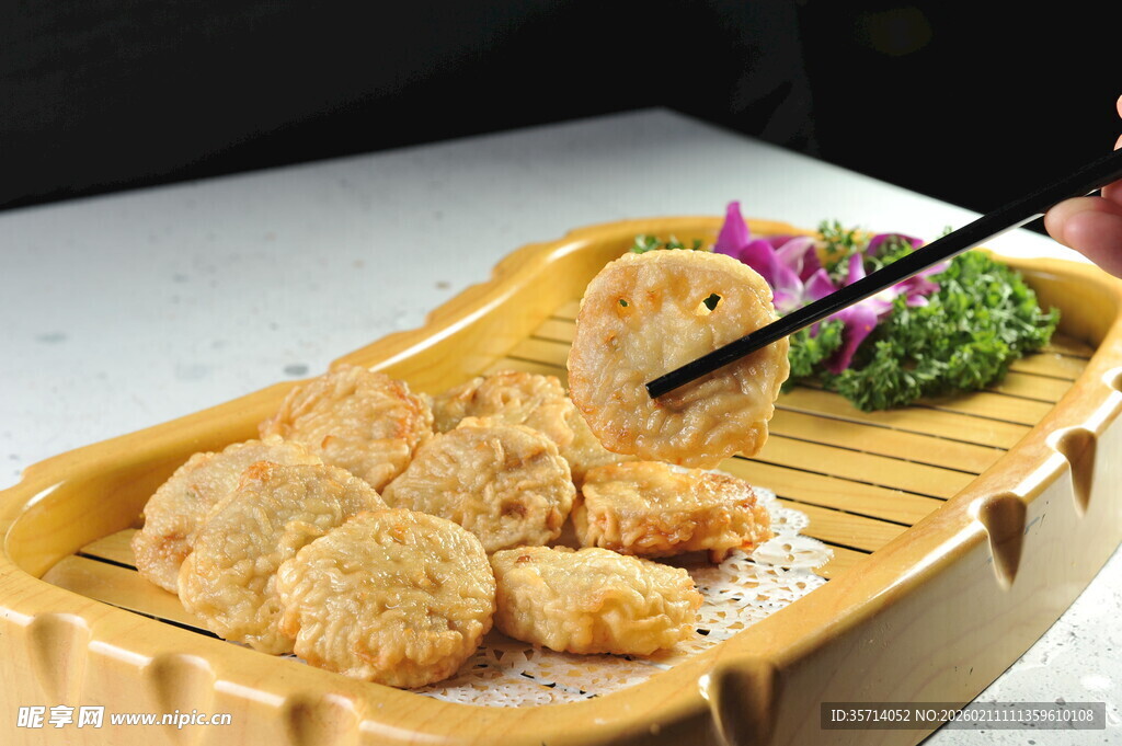 美味炸物拼盘精致摆盘