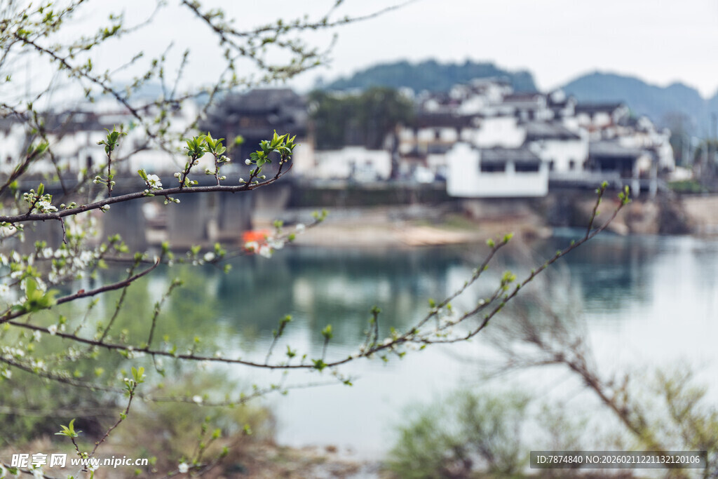 婺源江南水乡湖畔村落美景