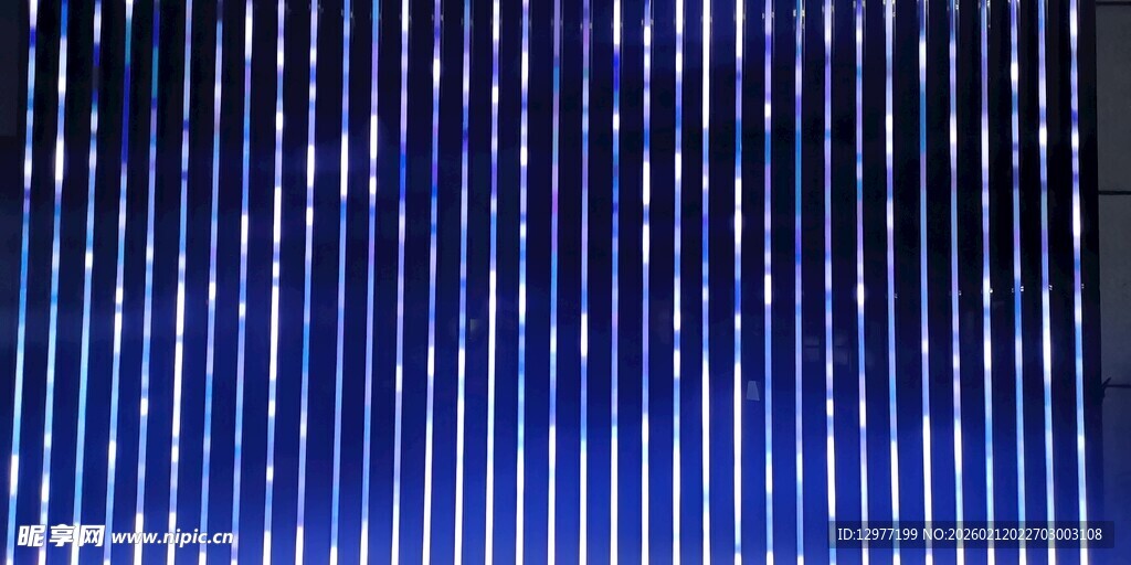 蓝色竖条纹抽象背景图