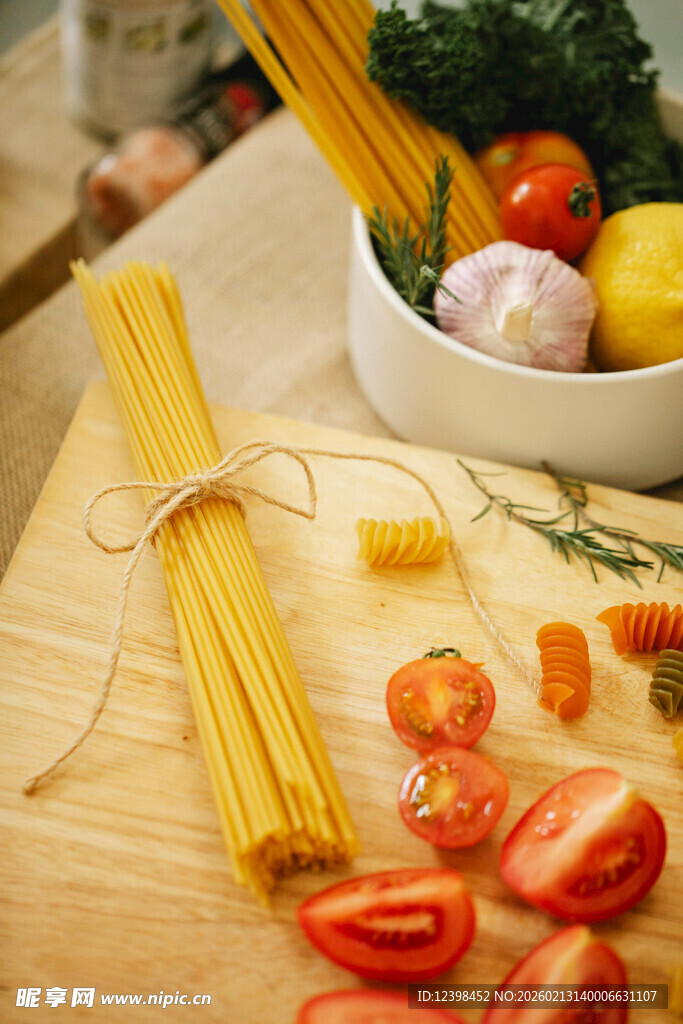 新鲜意面料理食材展示