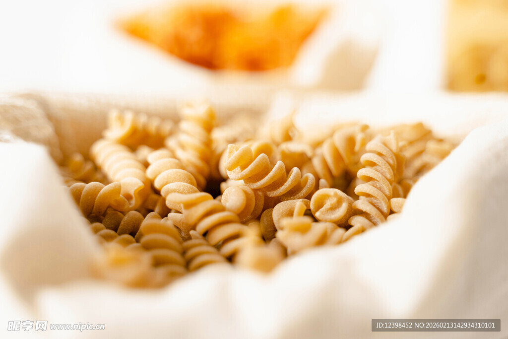 袋装螺旋形意大利面