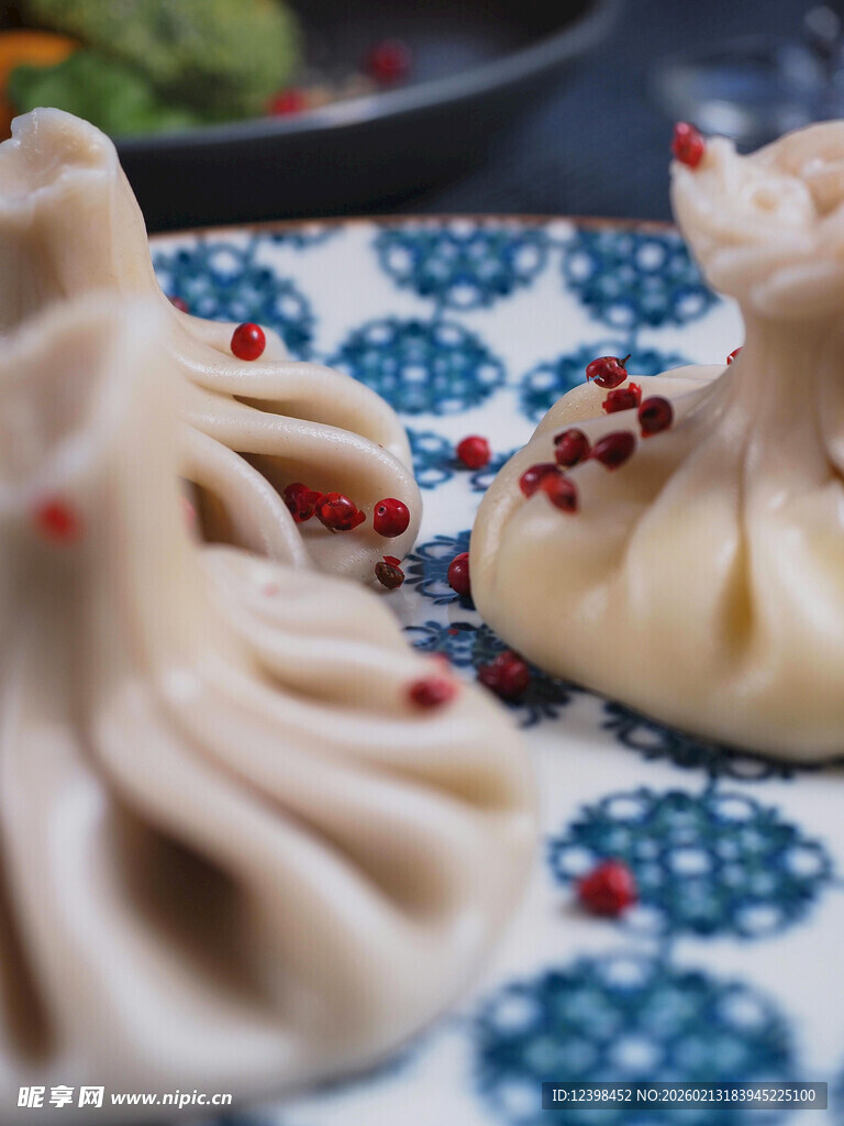 精致褶皱小笼包特写