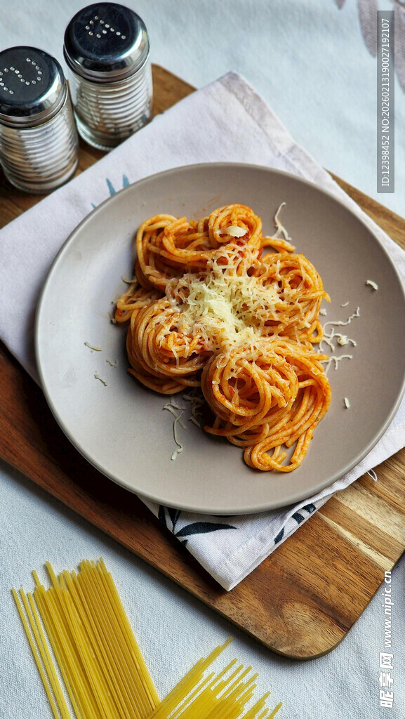 美味芝士意大利面摆盘