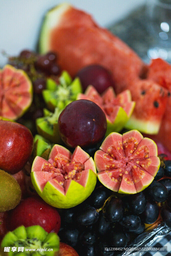 多彩新鲜水果拼盘展示