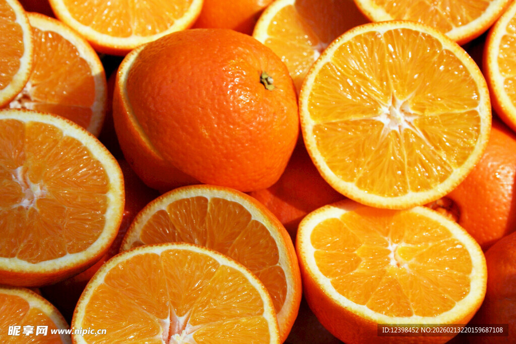 新鲜橙子切片特写