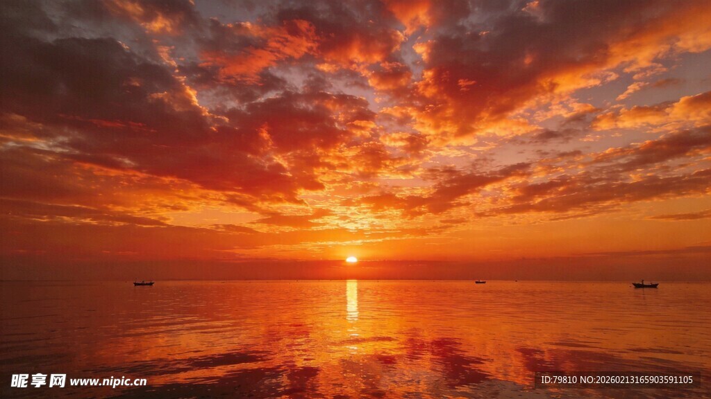海上壮丽日出美景