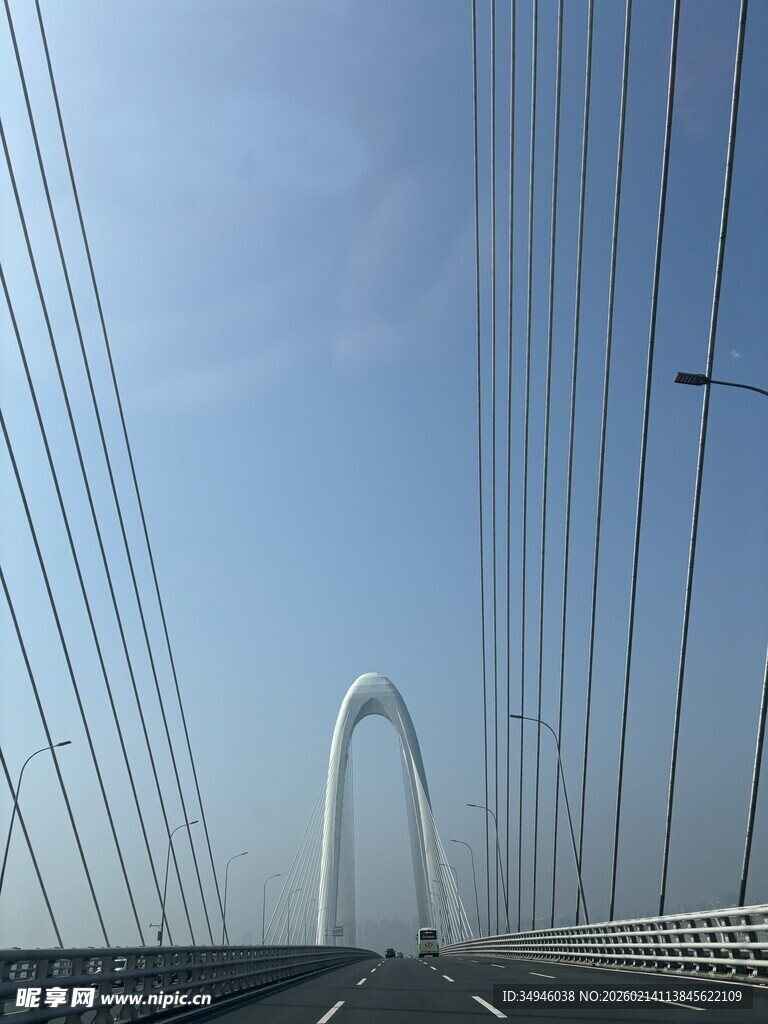 宏伟壮观的现代跨海大桥