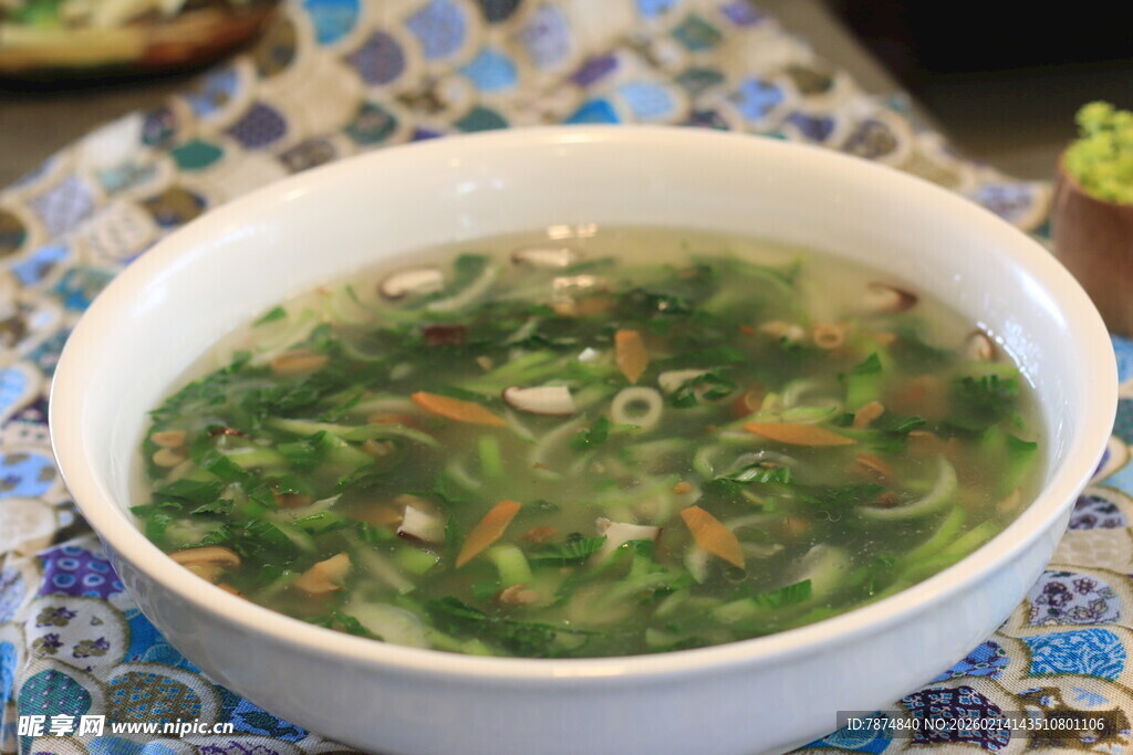 青菜蘑菇营养汤