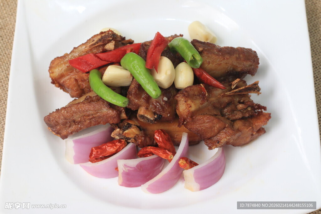 香辣洋葱炒排骨