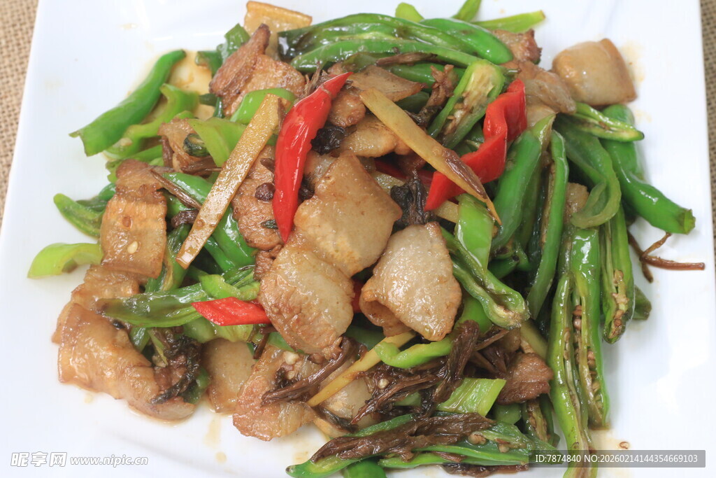 青椒炒五花肉