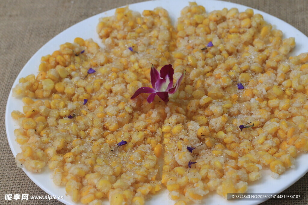 美味玉米粒摆盘