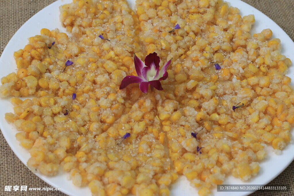 美味玉米菜肴摆拍