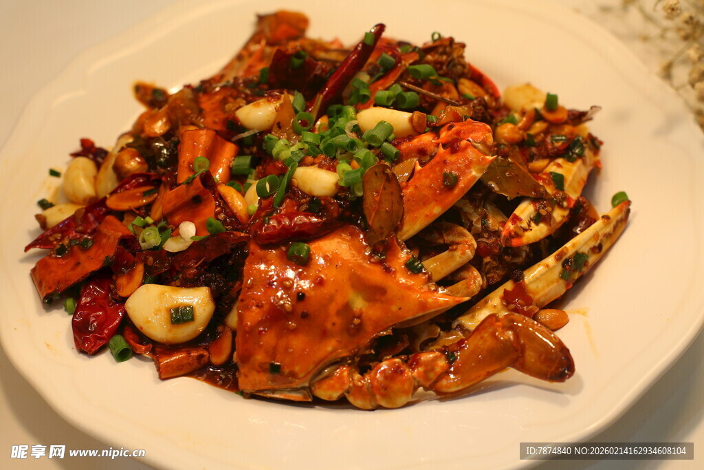 美味香辣炒鸡杂