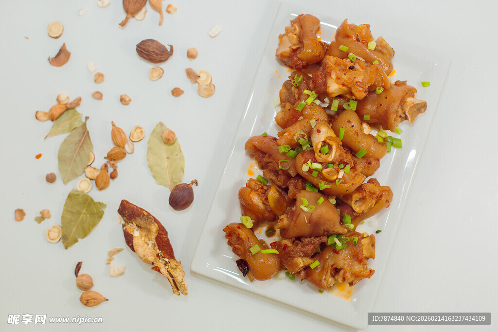 香脆炸鸡块 美味佐料相伴