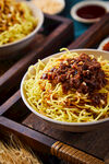 美味肉酱拌面诱人呈现