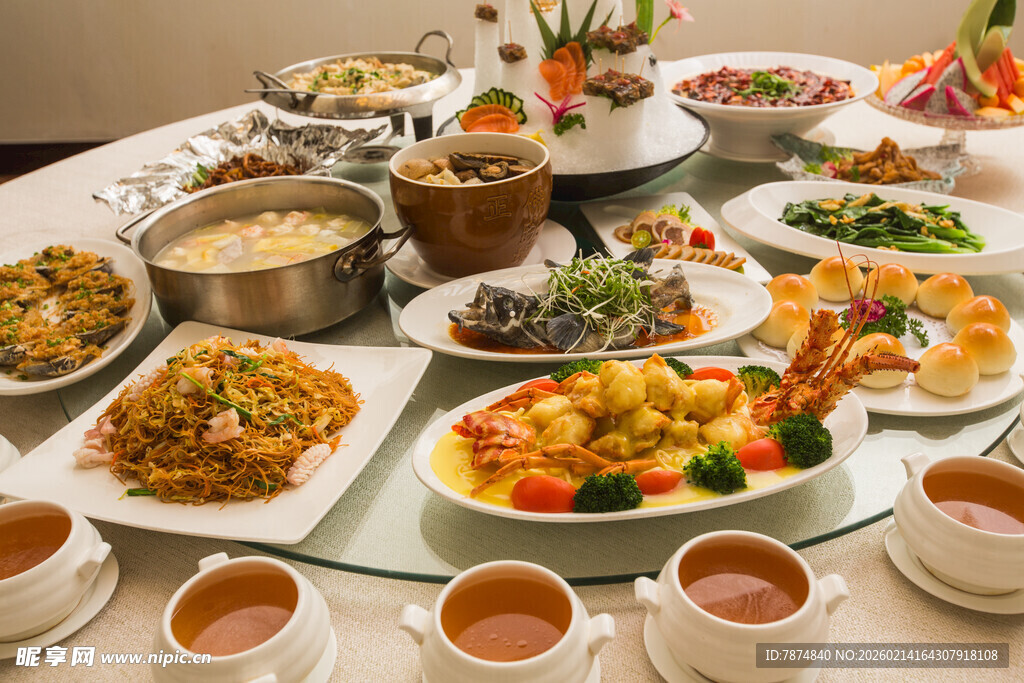 丰盛中式宴席美食佳肴
