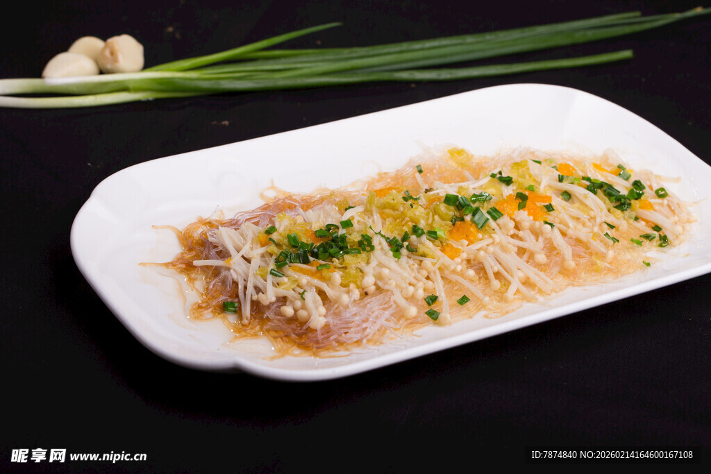 蒜蓉粉丝蒸扇贝