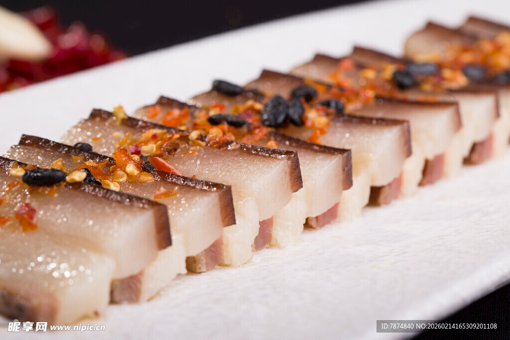 香煎五花肉摆盘精致