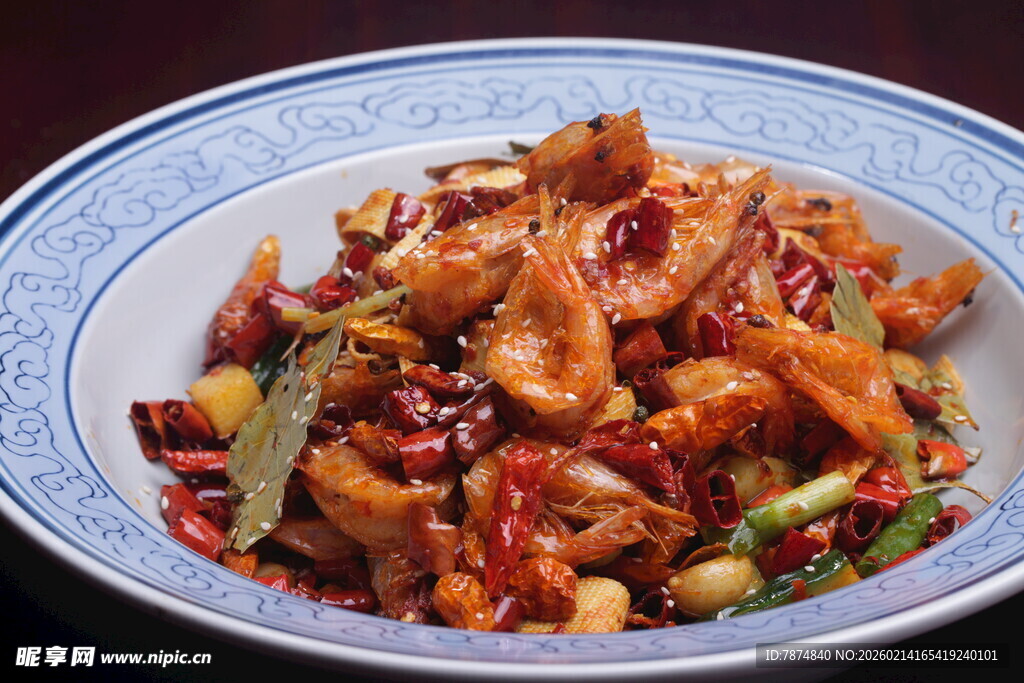 香辣美味的特色炒肉丝