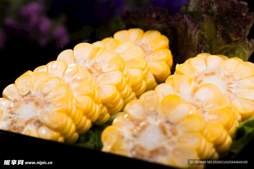 烤玉米美食特写