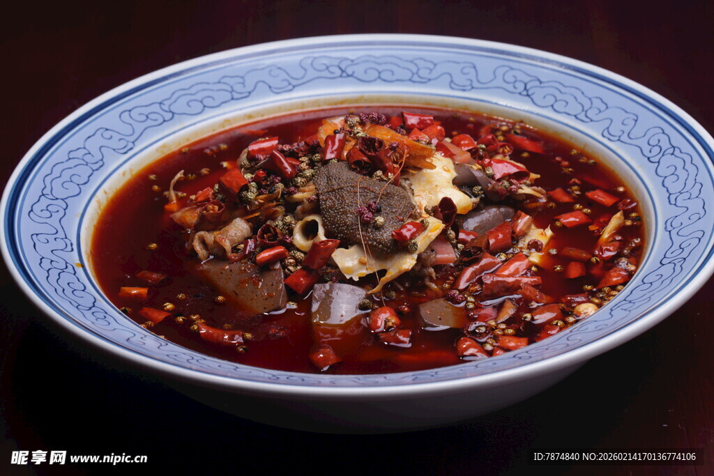 麻辣鲜香的美味毛血旺