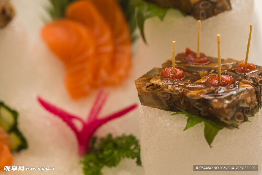 精致创意摆盘的美味佳肴