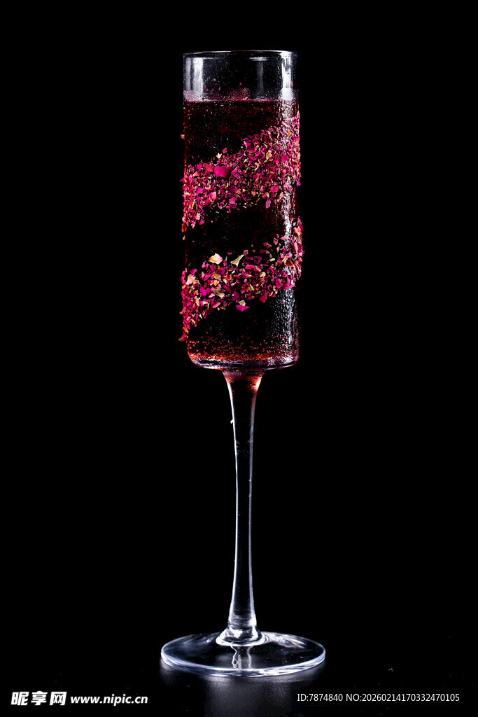 玫瑰气泡酒 浪漫微醺时刻