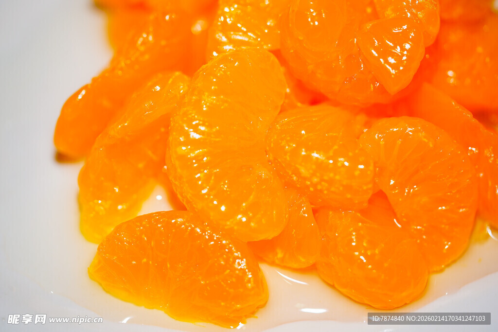 新鲜美味的橘子果肉
