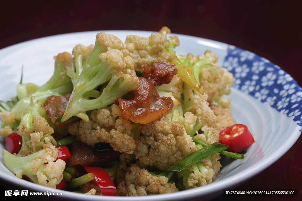 香辣花菜炒肉