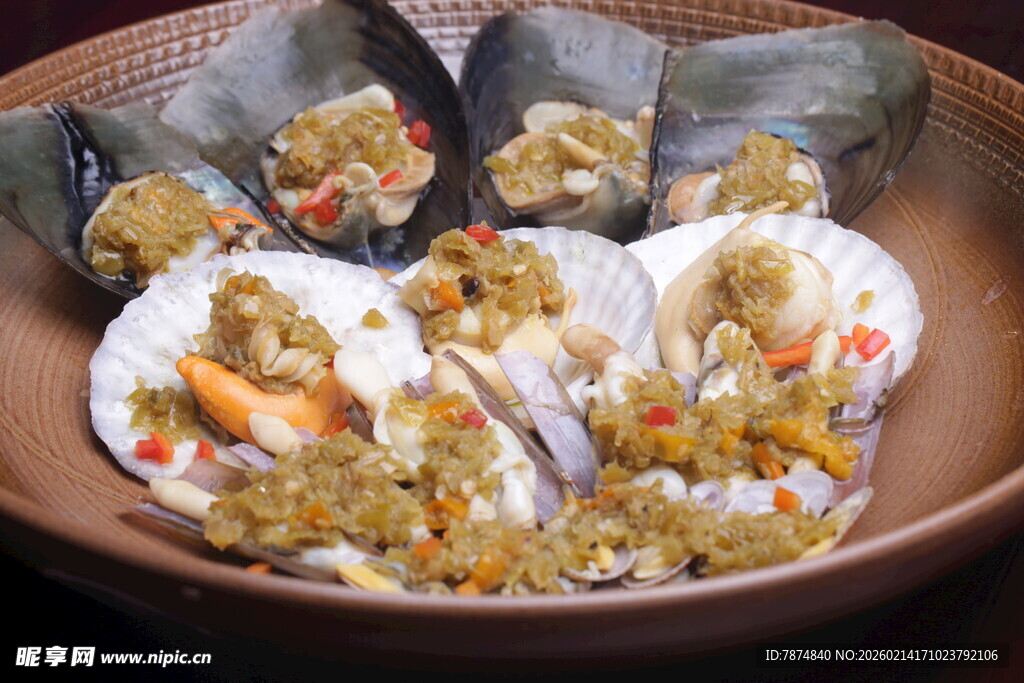 美味蒜蓉海鲜拼盘