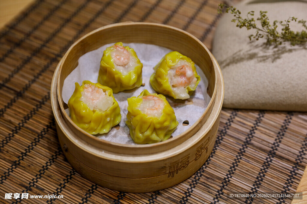 竹制蒸笼里的美味烧麦