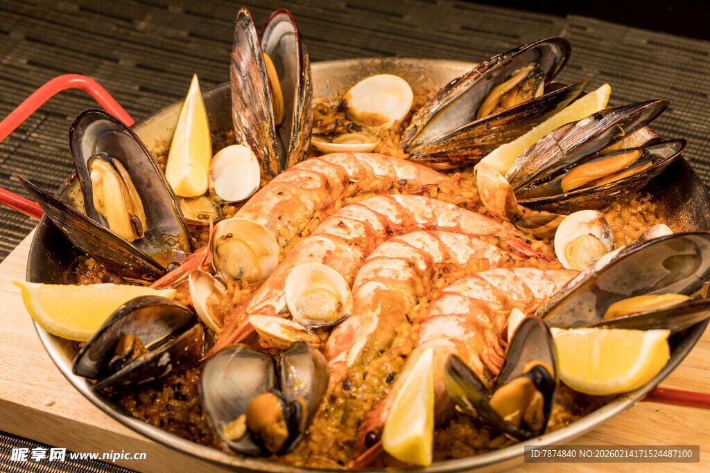 海鲜大餐 美味尽收一锅