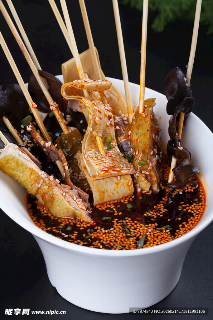 香辣美味串串香