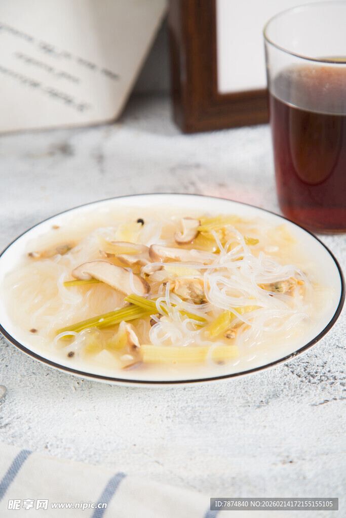 美味虾仁蛋花粥