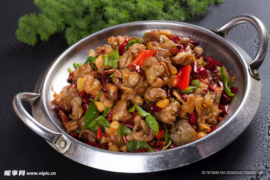 香辣美味干锅兔肉