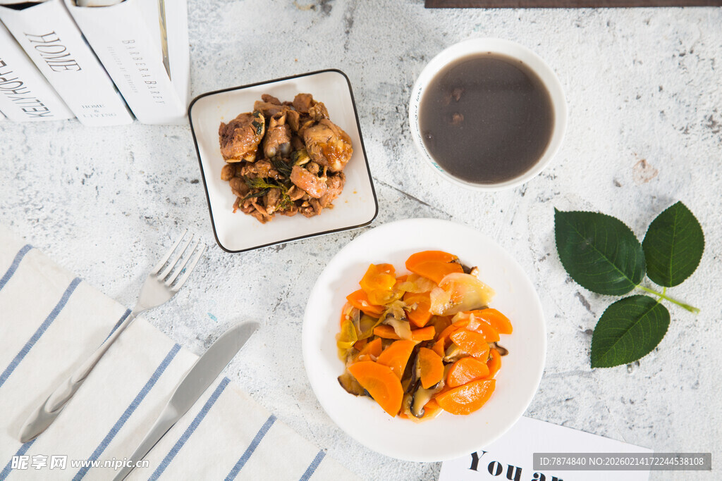 美味菜肴与饮品的惬意搭配