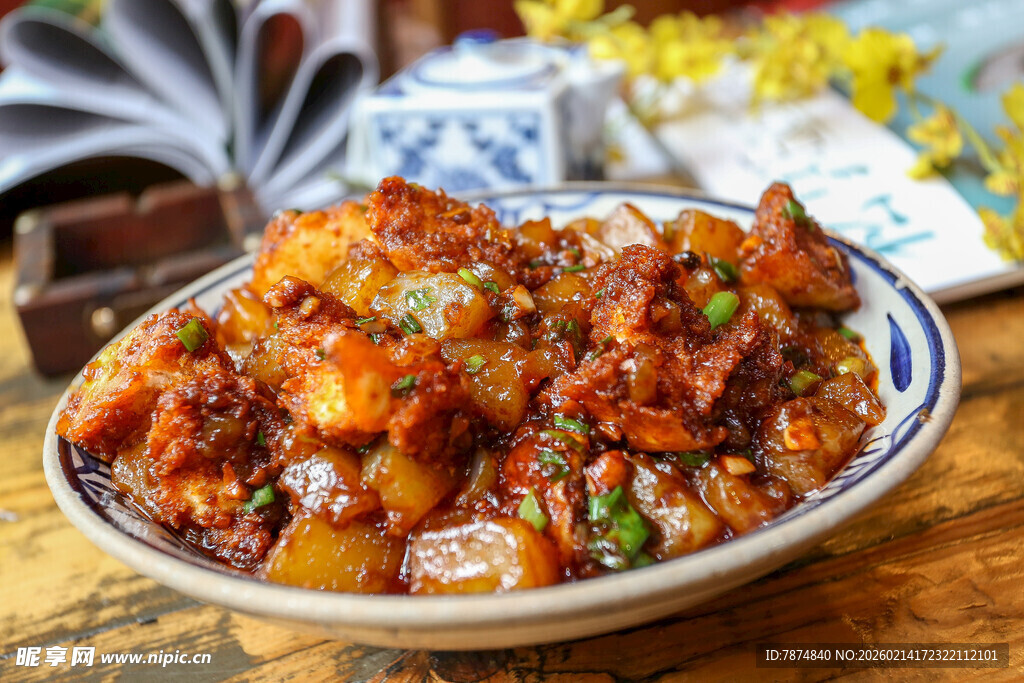 美味红烧肉土豆