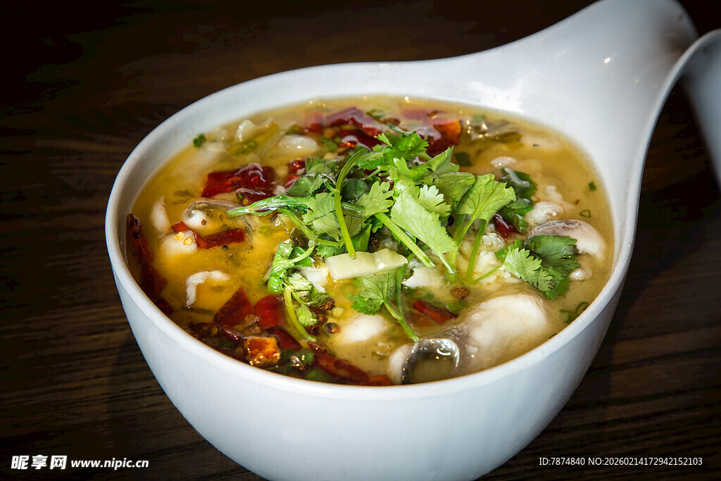 鲜香菌菇汤 美味诱人