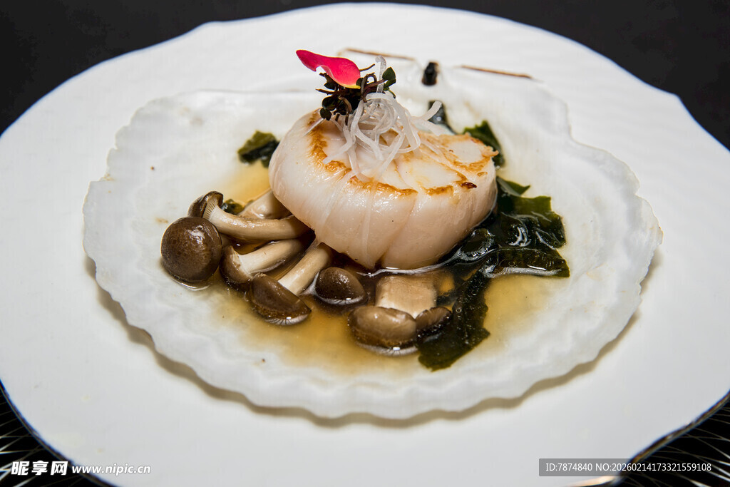 美味鲜鲍配时蔬