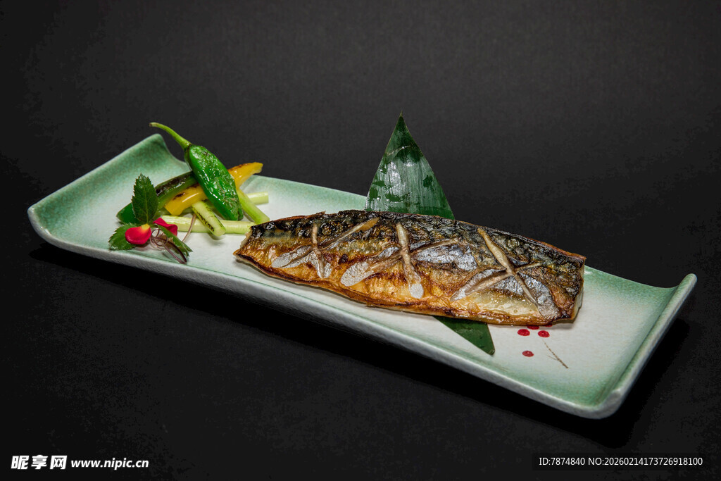 香煎海鱼配时蔬