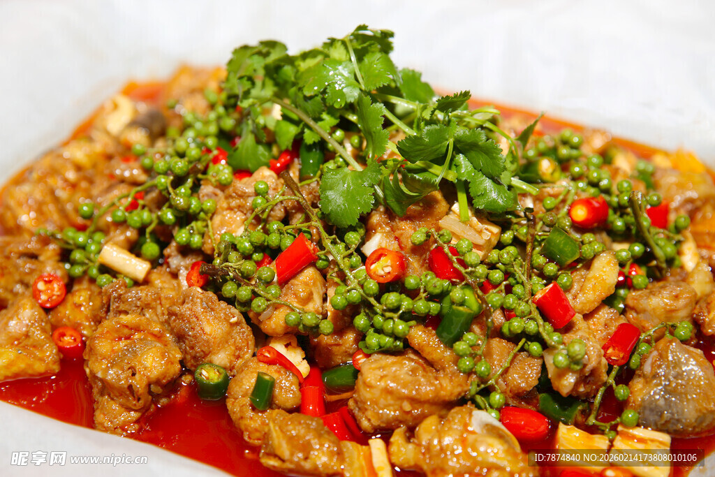 香辣美味的特色炸鱼块