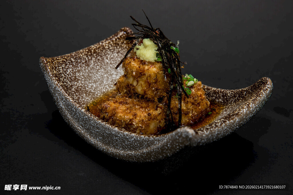 精致日式料理摆盘