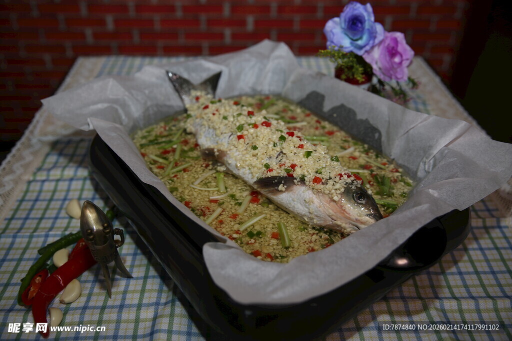 美味烤制食物摆盘精致