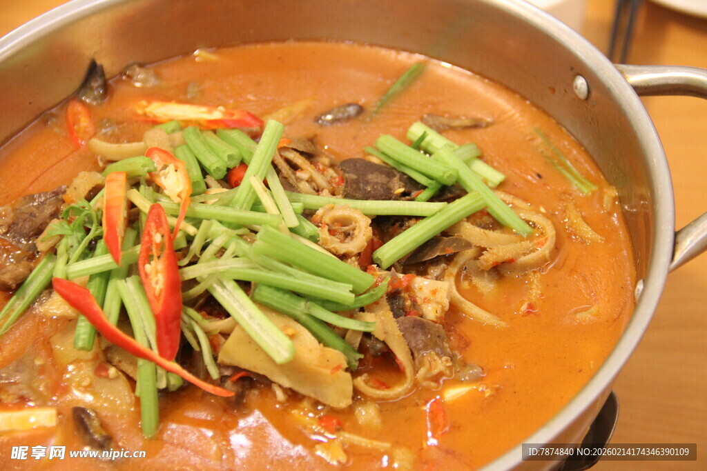 香辣美味的蔬菜炖锅