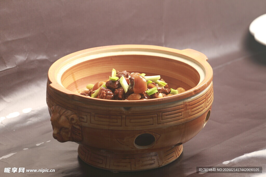 竹制蒸笼里的美味佳肴